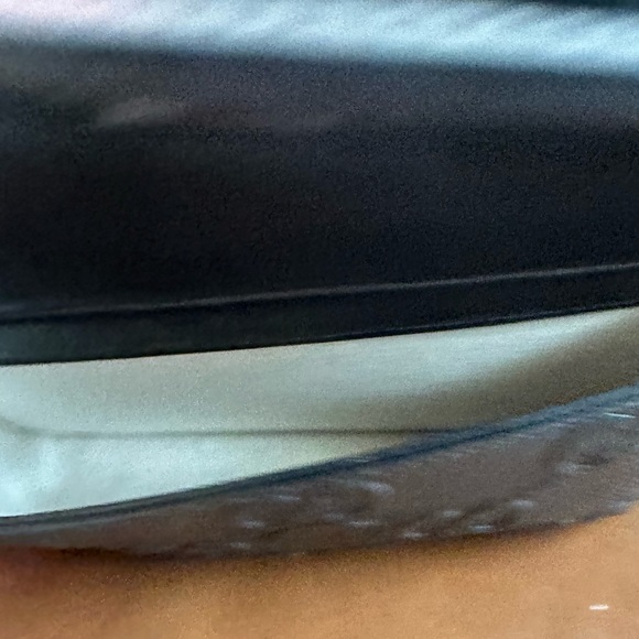 Gucci Embossed Belt Bag - Picture 5 of 9